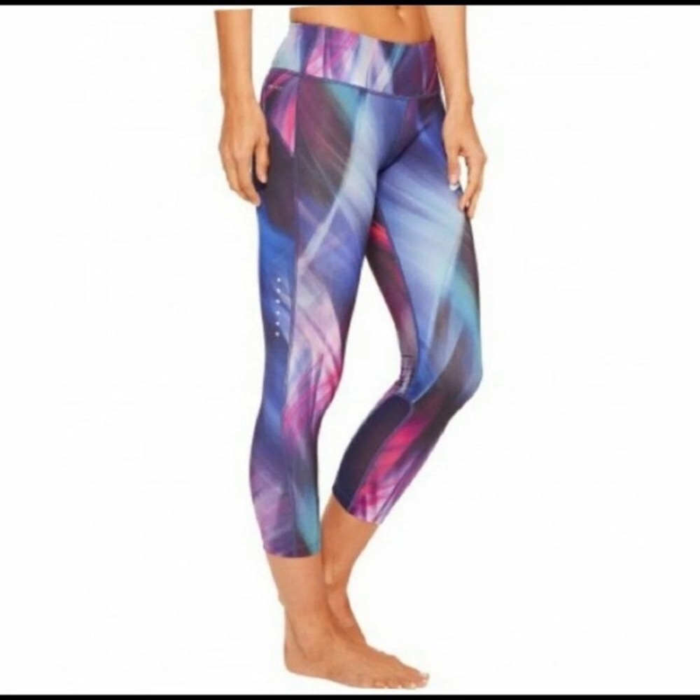 Nike epic run tight crop dri fit Large nwt